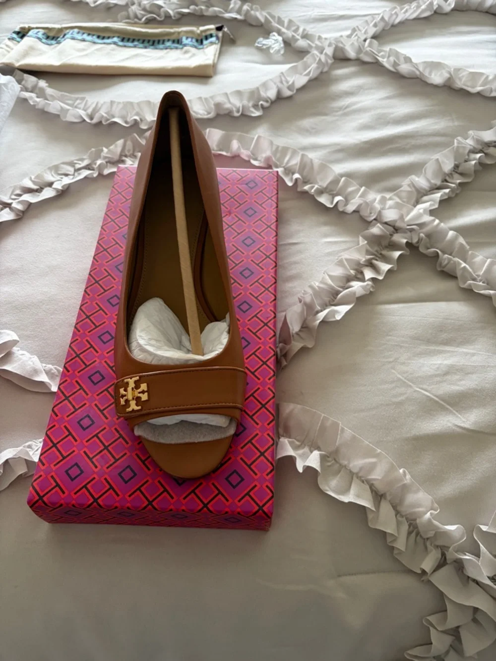 Tory Burch Tan Kira 45mm Open Toe Wedge - Picture 5 of 6